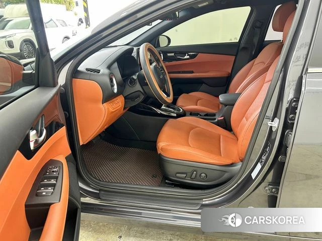 Kia The New K3 2nd generation 2022 Серый из Кореи, фото 4