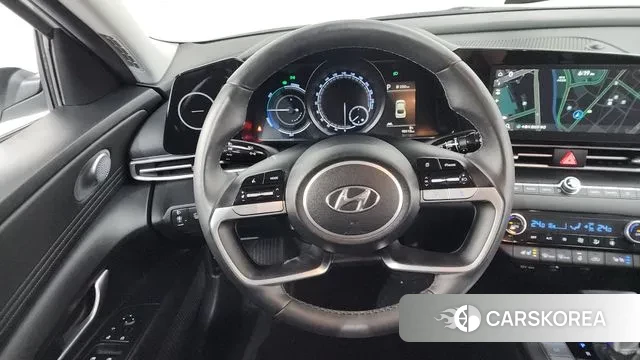 Hyundai Avante Hybrid (CN7) 2022 Белый из Кореи, фото 4