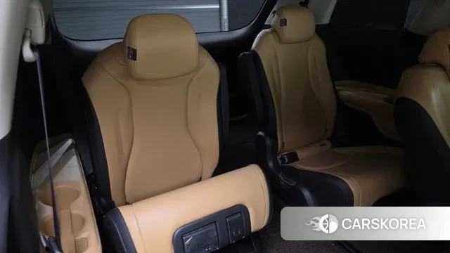 Kia Carnival 4th generation 2022 Черный из Кореи, фото 4