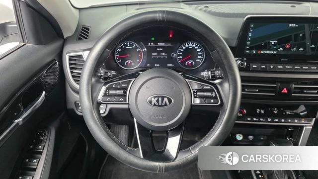 Kia Seltos 2021 Белый из Кореи, фото 4