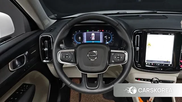 Volvo XC40 2024 Белый из Кореи, фото 4