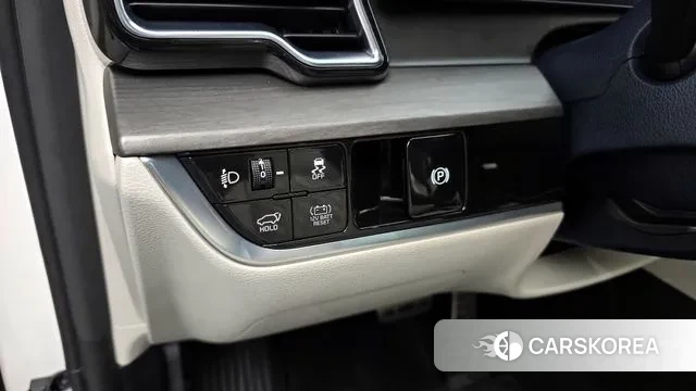 Kia Sportage 5th Generation Hybrid 2022 Белый из Кореи, фото 4