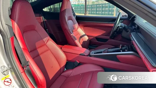 Porsche 911(992) 2020 Серебряный из Кореи, фото 4