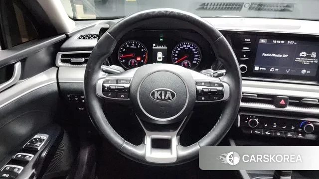Kia K5 3rd generation 2021 Черный из Кореи, фото 4