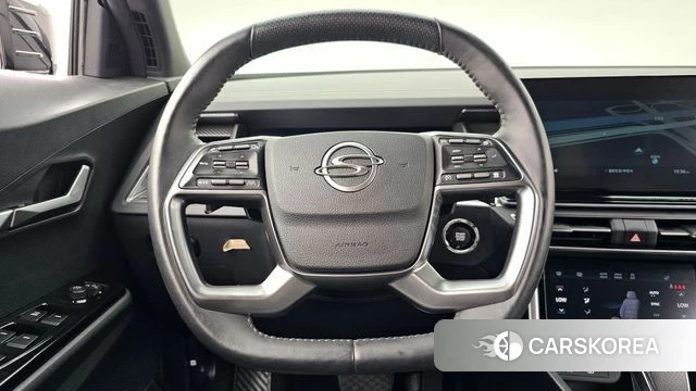Ssangyong Torres 2022 Черный из Кореи, фото 4