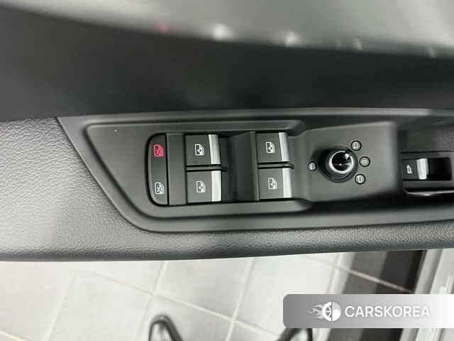 Audi A5 2022 Темно-серый из Китая, фото 4