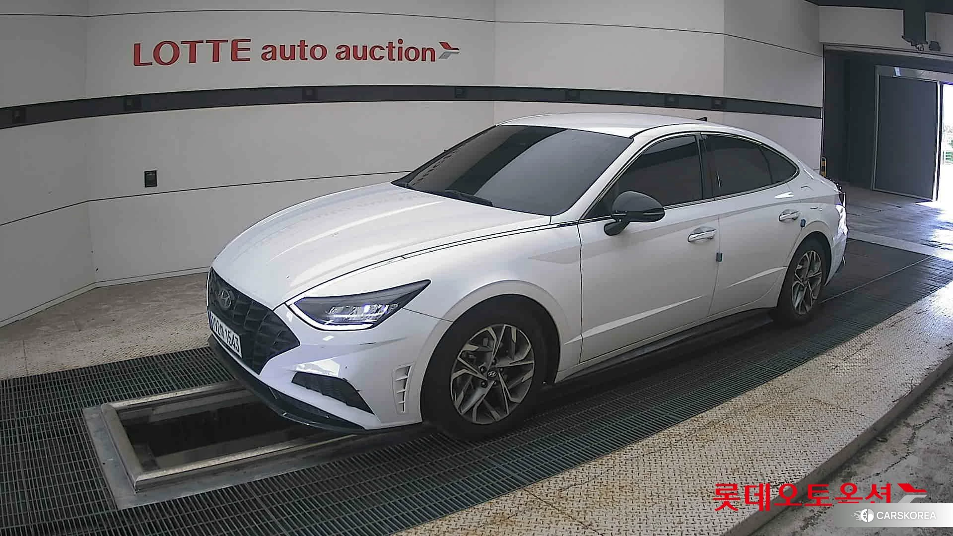 Hyundai Sonata 2023 Serenity White Pearl (Optional addition) из Кореи, фото 4