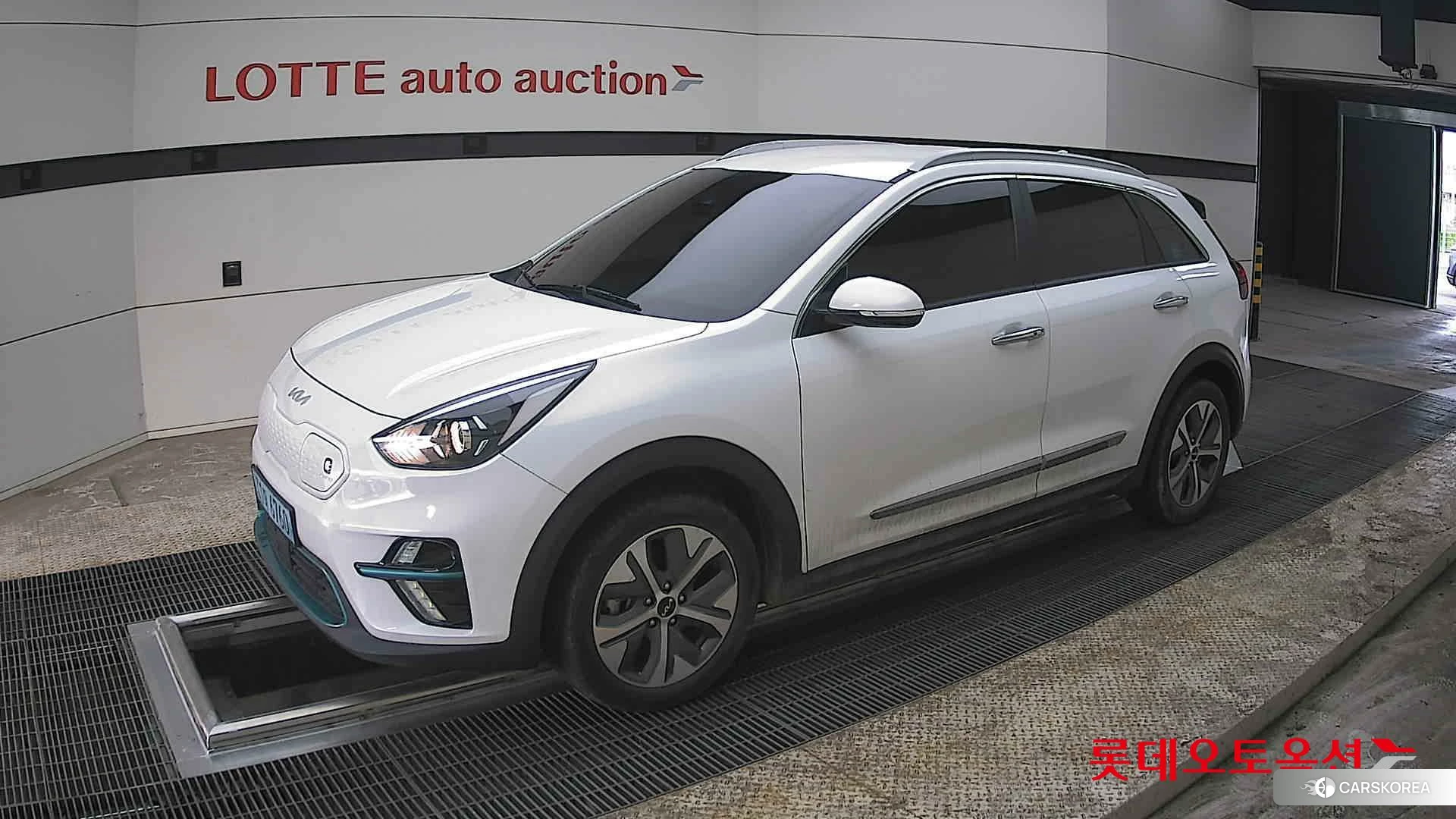 Kia Niro EV 2022 Snow White Pearl (optional) из Кореи, фото 4