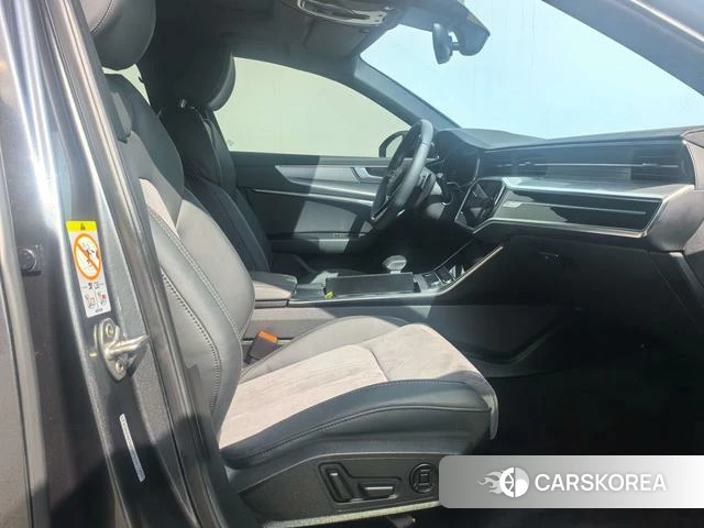 Audi A6L 2021 Черный из Китая, фото 4