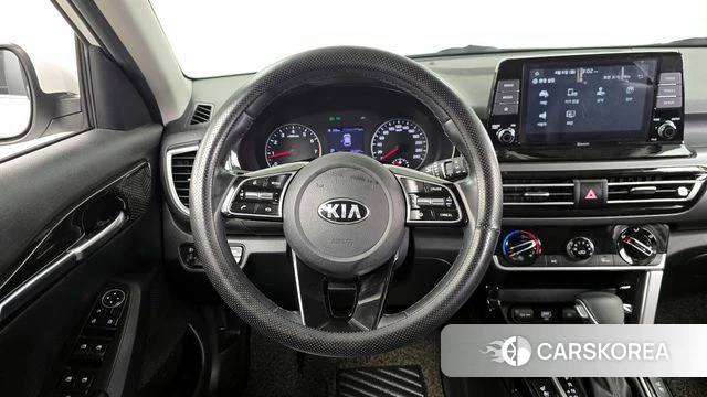 Kia Seltos 2019 Белый из Кореи, фото 4