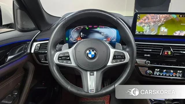 BMW 5 Series (G30) 2021 Белый из Кореи, фото 4