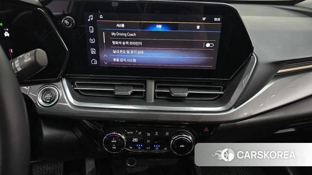 Chevrolet (GM Daewoo) Trax Crossover 2023 Белый из Кореи, фото 4