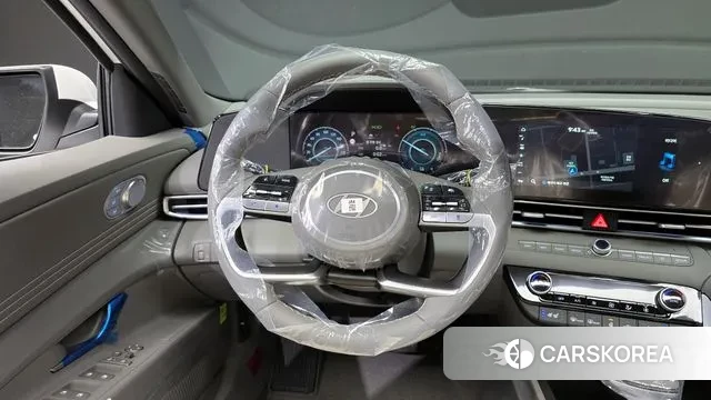 Hyundai The New Avante Hybrid (CN7) 2025 Белый из Кореи, фото 4