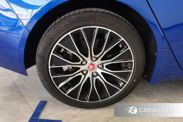 Jaguar XEL 2021 Синий из Китая, фото 4