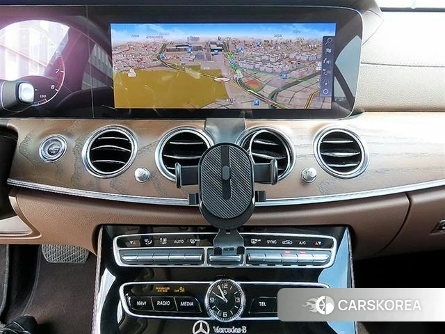 Mercedes-Benz E-Class W213 2020 Белый из Кореи, фото 4