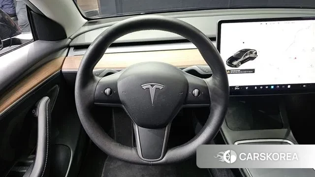 Tesla Model 3 2021 Черный из Кореи, фото 4