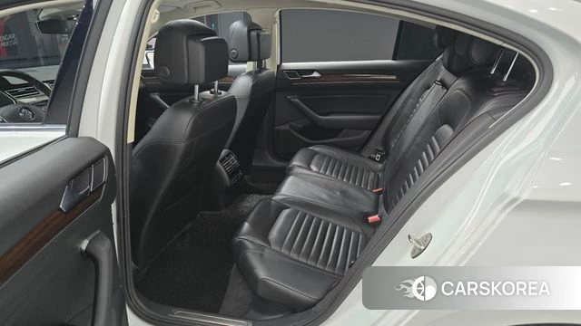 Volkswagen Passat GT (B8) 2018 Белый из Кореи, фото 4