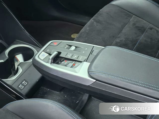 BMW iX1 2023 Синий из Китая, фото 4