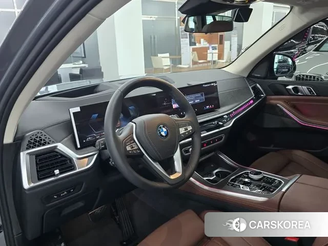 BMW X5 (G05) 2025 Серебристо-серый из Кореи, фото 4