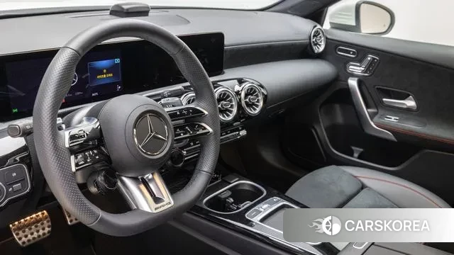 Mercedes-Benz A-Class W177 2024 Белый из Кореи, фото 4