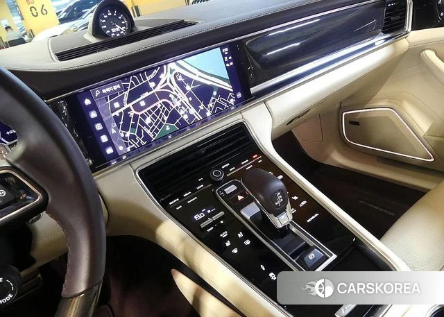 Porsche Panamera (971) 2022 Светло-зеленый из Кореи, фото 4