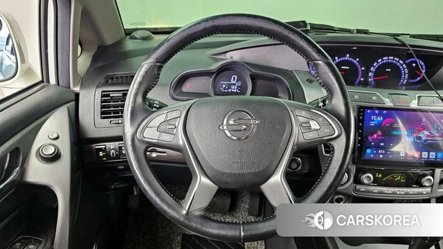 Ssangyong Korando Turismo 2018 Белый из Кореи, фото 4