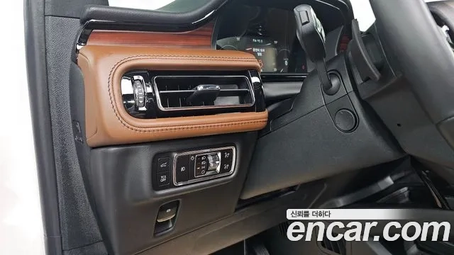 Lincoln Nautilus First generation 2023 Белый из Кореи, фото 4