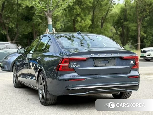 Volvo S60 PHEV 2022 Синий из Китая, фото 4