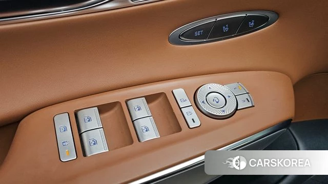 Genesis GV70 2022 Черный из Кореи, фото 4