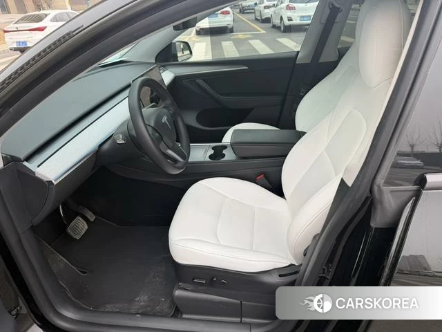 Tesla Model Y 2022 Черный из Китая, фото 4