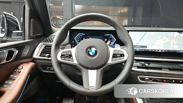 BMW X5 (G05) 2026 Светло-серебряный цвет из Кореи, фото 4