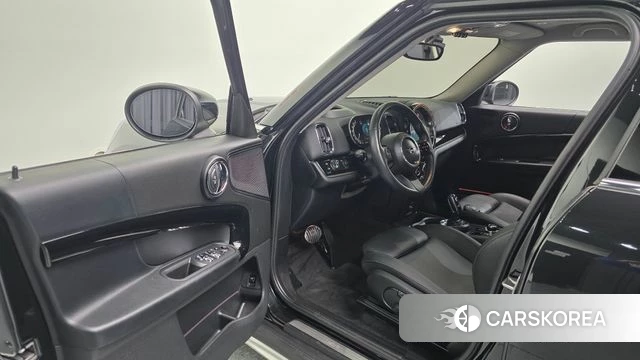 Mini Cooper Countryman 2023 Черный из Кореи, фото 4