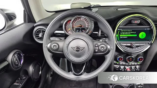 Mini Cooper 2020 Жемчужный цвет из Кореи, фото 4