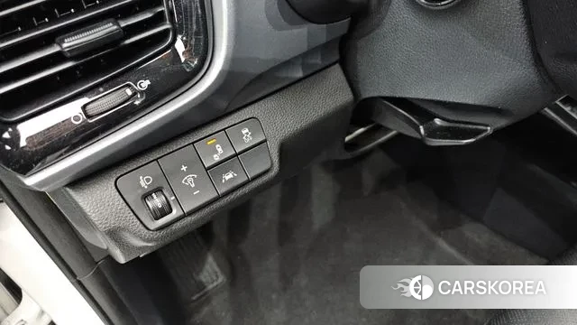 Kia Stonic 2018 Белый из Кореи, фото 4