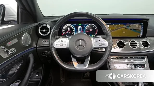 Mercedes-Benz E-Class W213 2020 Серебристо-серый из Кореи, фото 4