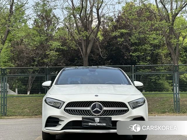 Mercedes-Benz Class A 2021 Белый из Китая, фото 4
