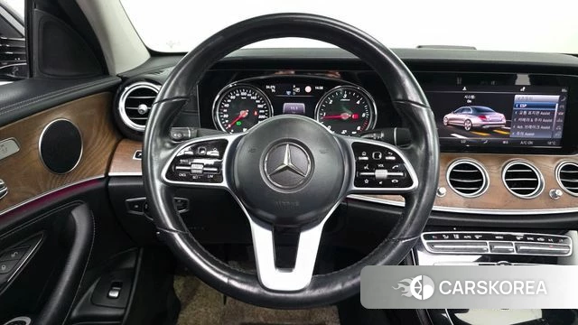 Mercedes-Benz E-Class W213 2019 Черный из Кореи, фото 4