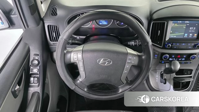 Hyundai The New Grand Starex 2018 Черный из Кореи, фото 4