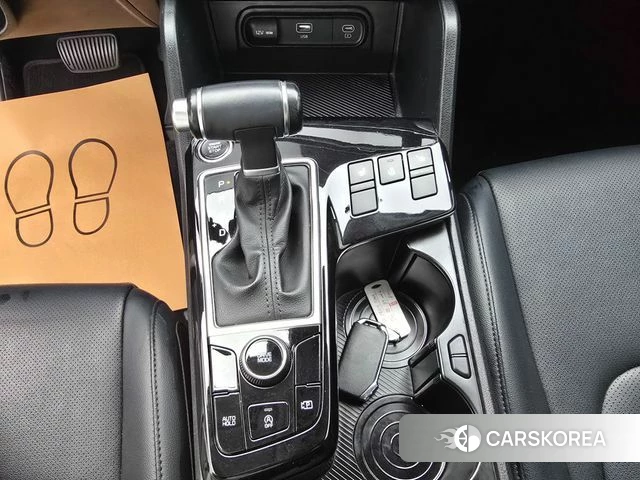 Kia Sportage 5th Generation 2022 Белый из Кореи, фото 4