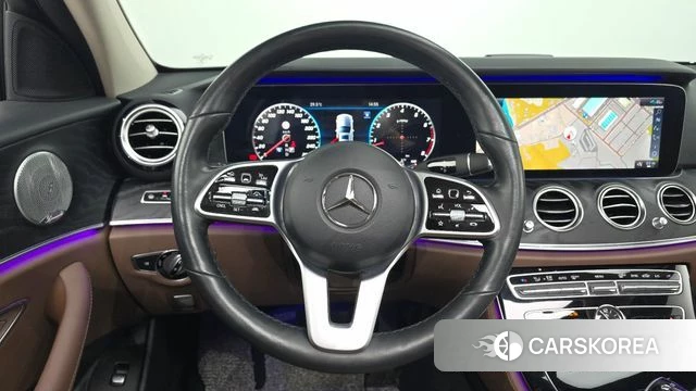 Mercedes-Benz E-Class W213 2020 Белый из Кореи, фото 4