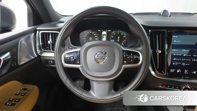 Volvo V60 Cross-Country 2nd Generation 2019 Серый из Кореи, фото 4