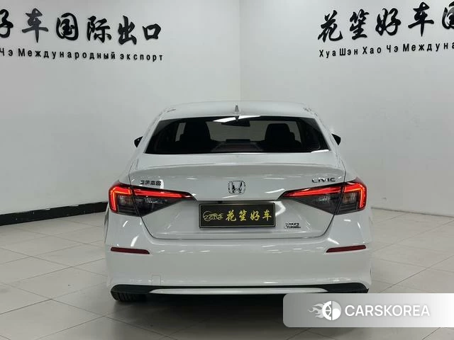 Honda Civic 2022 Белый из Китая, фото 4