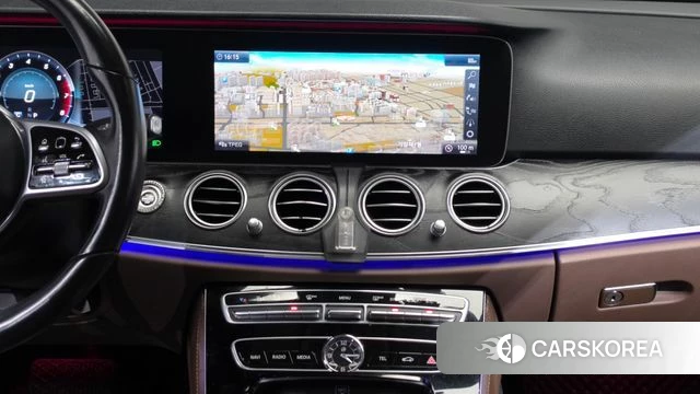 Mercedes-Benz E-Class W213 2018 Черный из Кореи, фото 4