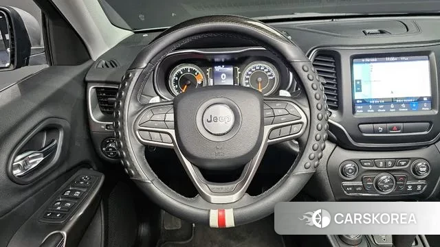 Jeep Cherokee (KL) 2019 Серебристо-серый из Кореи, фото 4