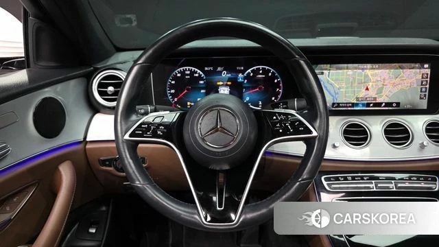 Mercedes-Benz E-Class W213 2021 Белый из Кореи, фото 4