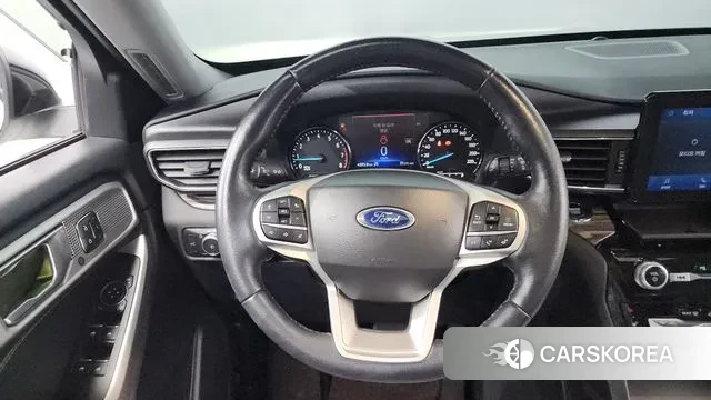Ford Explorer 6th Generation 2022 Белый из Кореи, фото 4