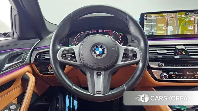 BMW 5 Series (G30) 2022 Белый из Кореи, фото 4