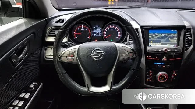 Ssangyong Tivoli Armor 2018 Серебристо-серый из Кореи, фото 4