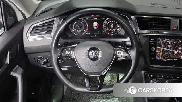 Volkswagen Tiguan Allspace 2018 Белый из Кореи, фото 4