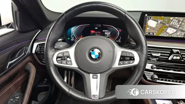 BMW 5 Series (G30) 2020 Белый из Кореи, фото 4